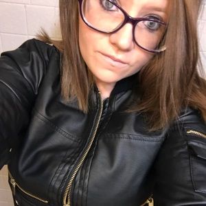 Meet your Posher, Lindsey